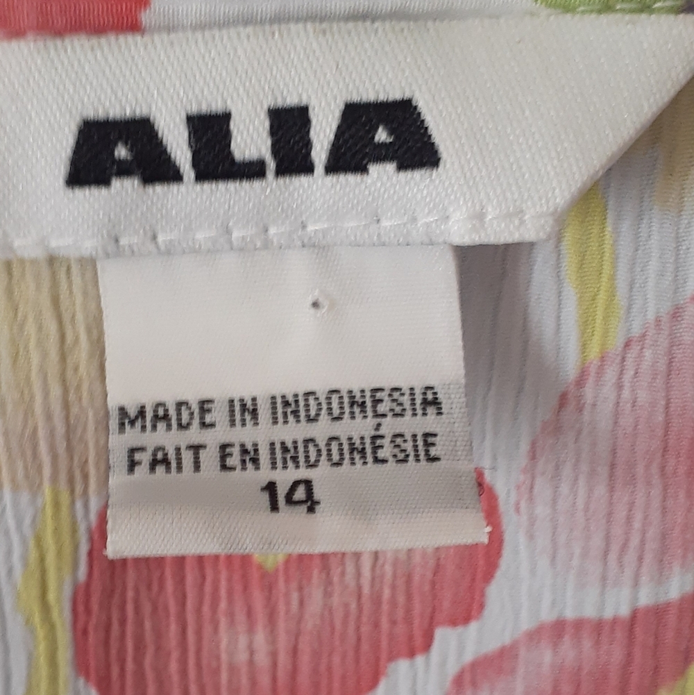ALIA - Picture 3 of 5